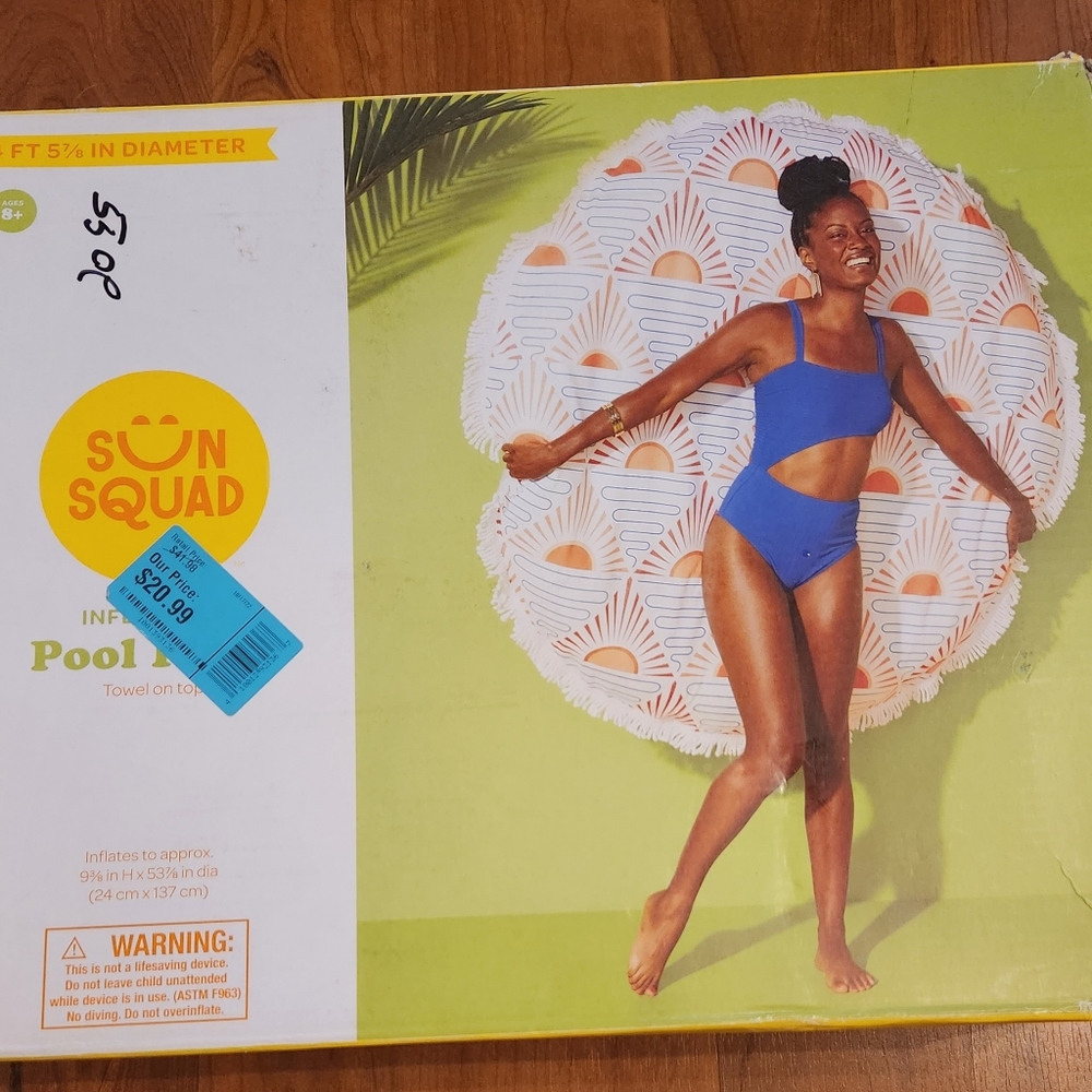 Pool float